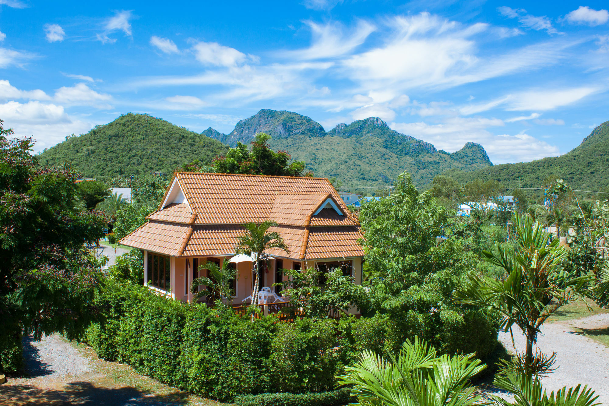 Hotel Sweet Honey Pranburi Sam Roi Yot Exterior foto